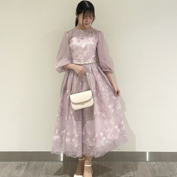 AIMER オーガンジー花柄刺繍ボリュームスリーブドレス aimer